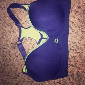 Push Up sports bra